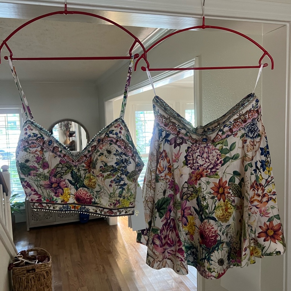 Camilla 2 piece skirt set Queens Bee New Silk crop top and skirt set L - Picture 6 of 9